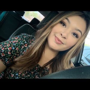 Meet your Posher, Marissa